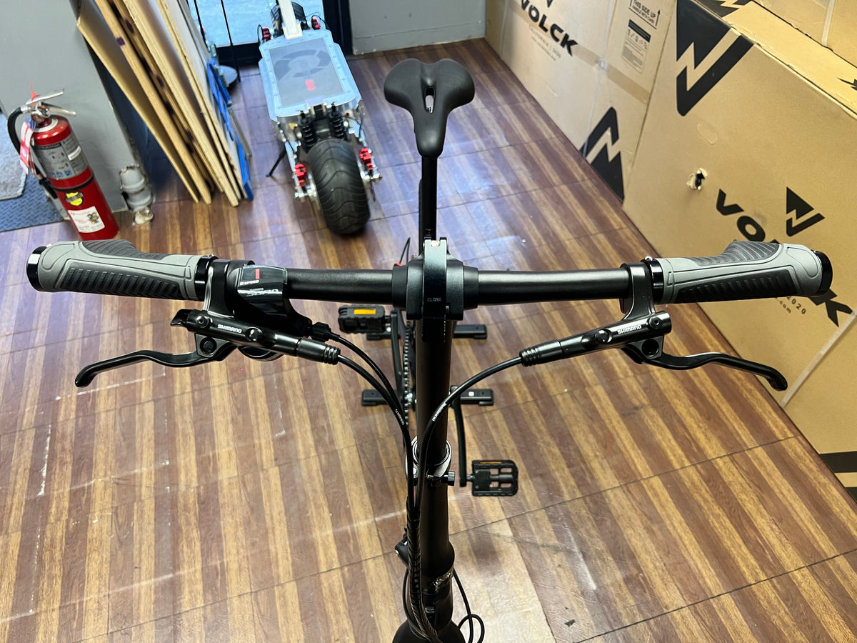 Minimotors NYC Volck Zeolite Foldable Bike